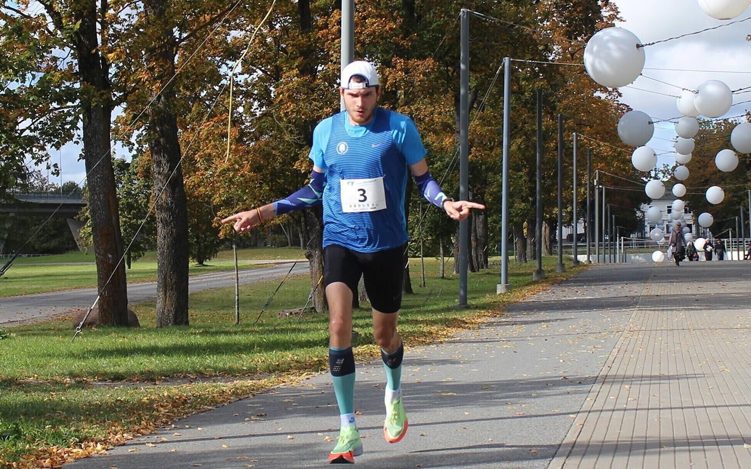 Денис Шалкаускас.