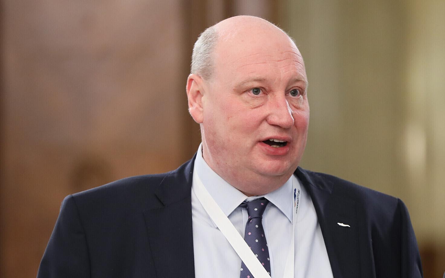 Хенрик Хололей.