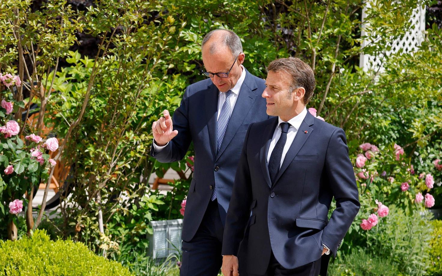 Friedrich Merz ja Emmanuel Macron