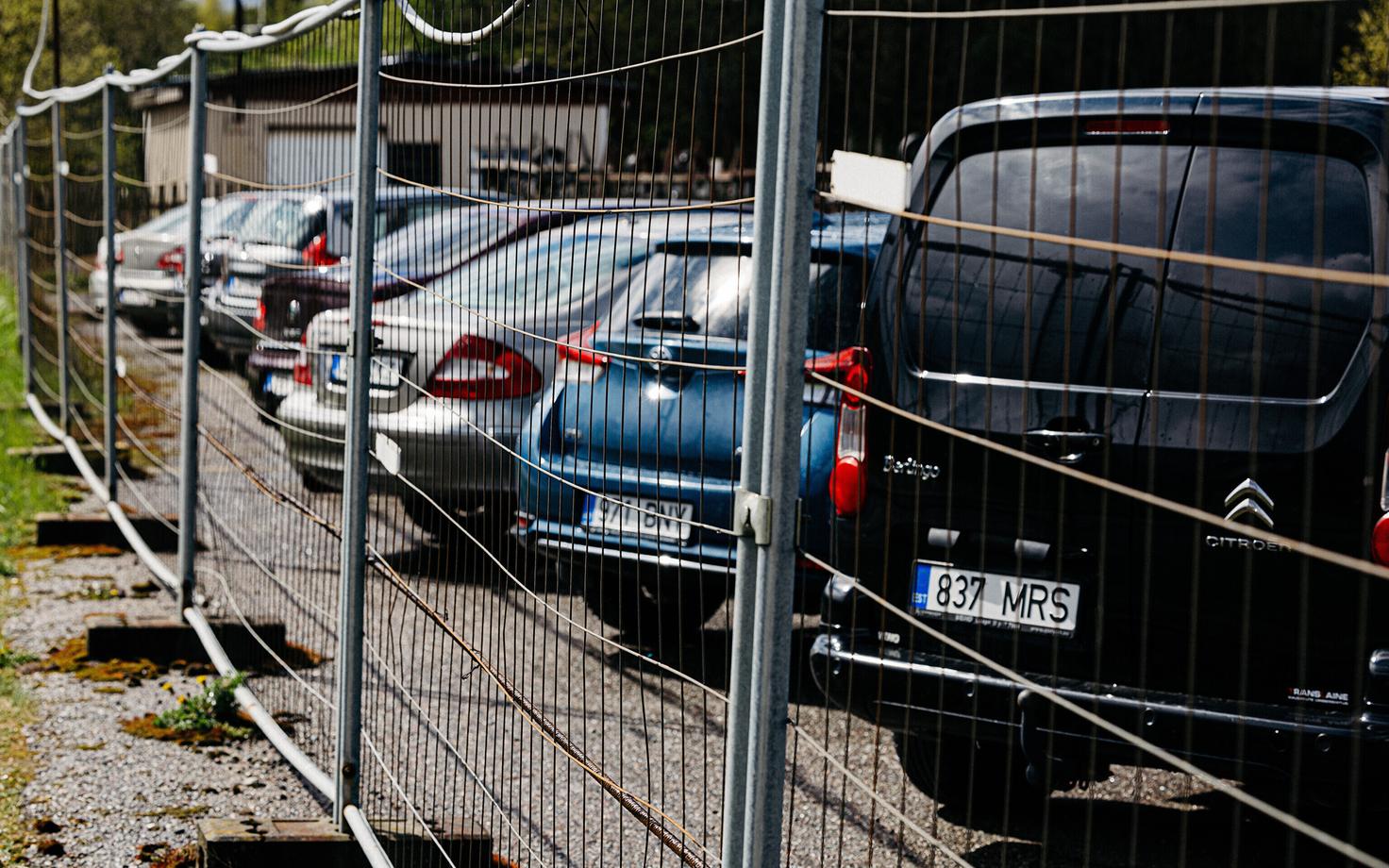 Kasutatud autode müügiplats.