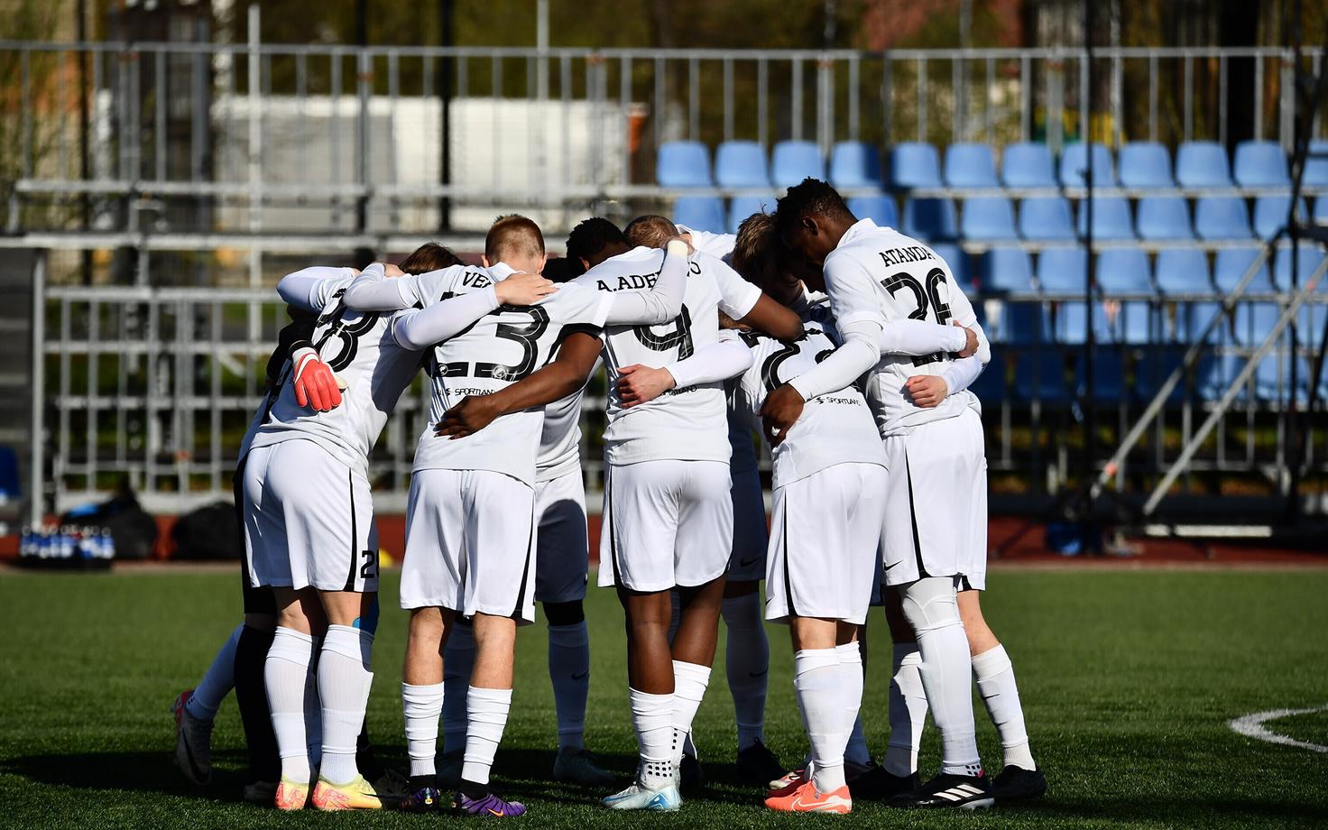 Футболисты тартуской