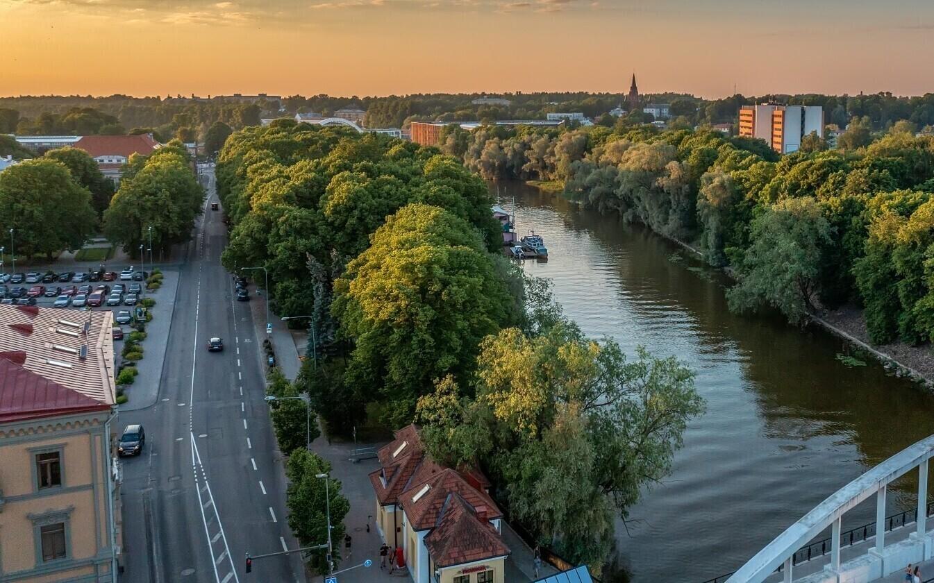 Tartu's Vabaduse puiestee will be closed to traffic until August 31.