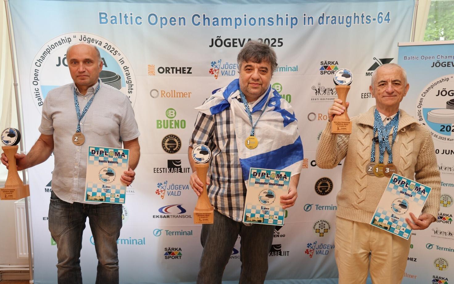 Alexander Svartsman (keskel), Guntis Valneris (vasakul) ning Ion Dosca