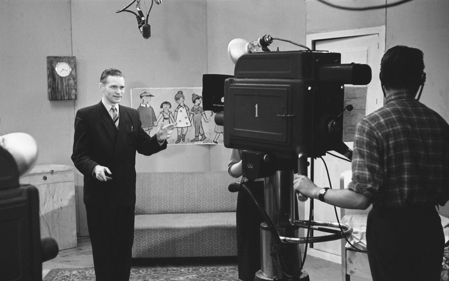 Ferdinand Veike lastesaate salvestusel Tallinna Televisioonistuudios