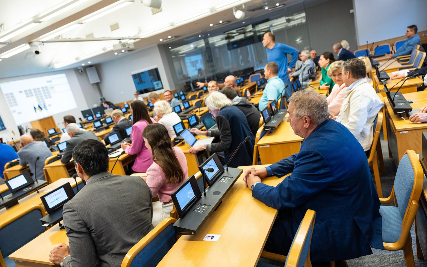 Голосование в столичном горсобрании.