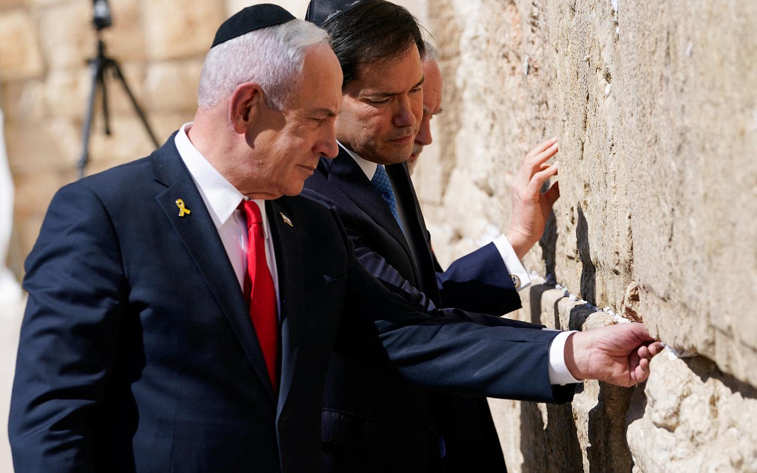 Госсекретарь США Марко Рубио с премьер-министром Израиля Биньямином Нетаньяху.