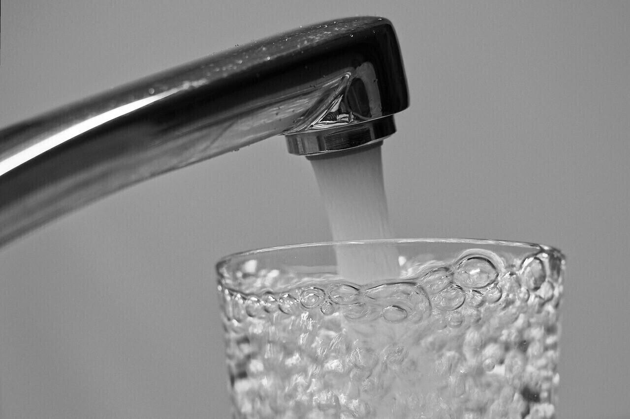 Вода. Иллюстративное фото.