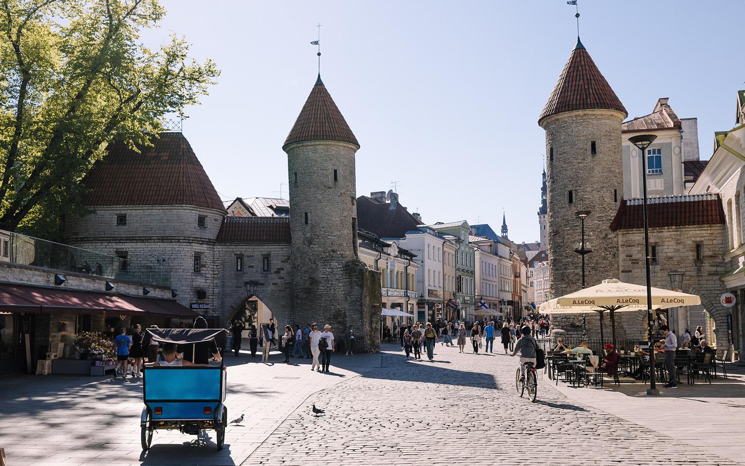 Viru tänav and the iconic Viru Gate in Tallinn. One end of the proposed main street would be near here.