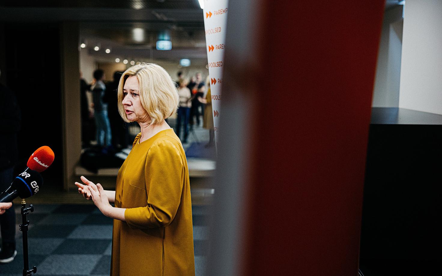 Лавли Перлинг.