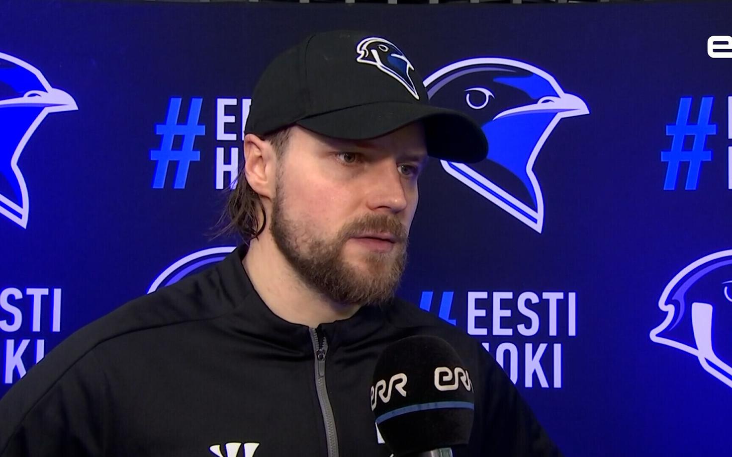 Роберт Рооба.