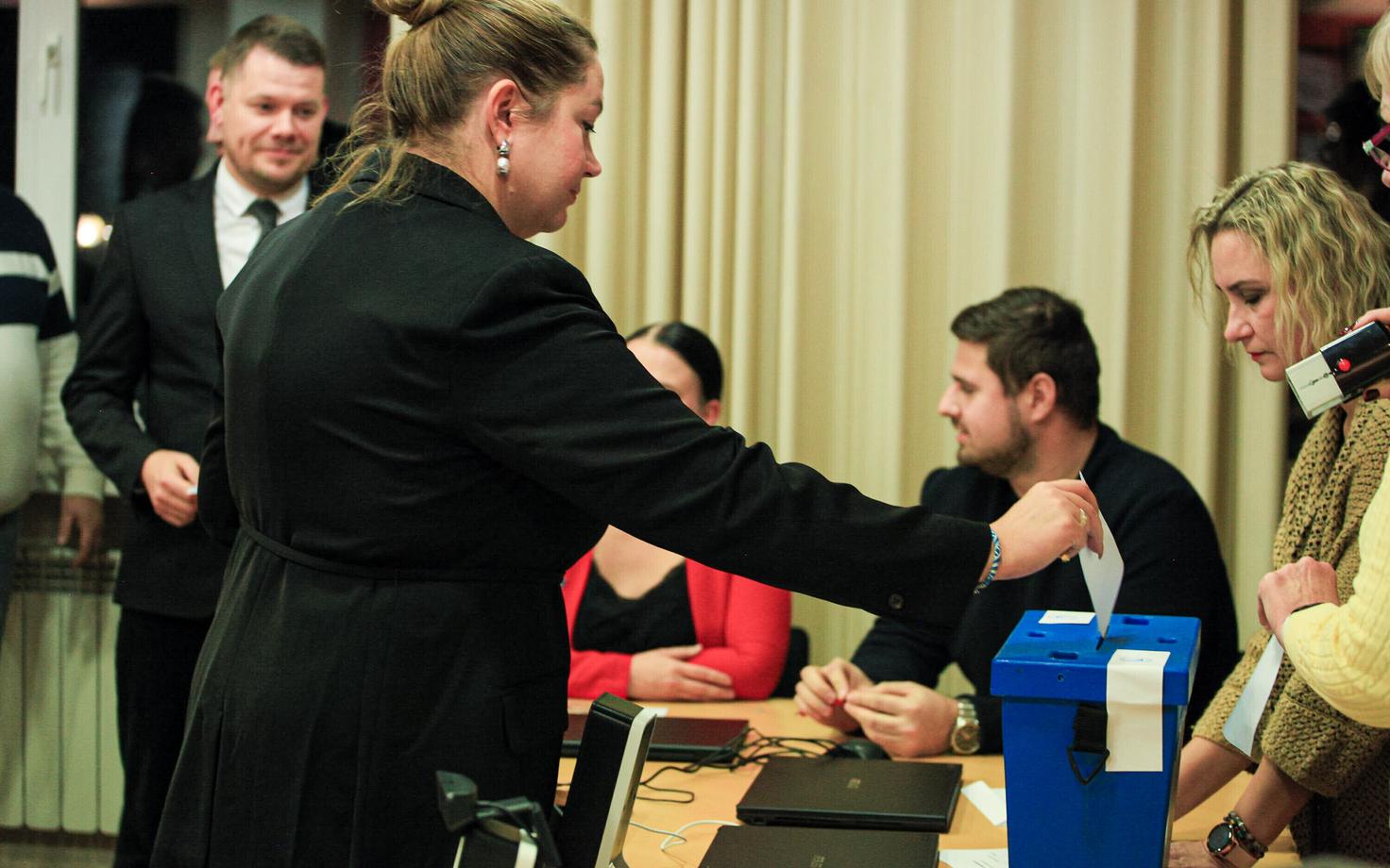 Заседание Кохтла-Ярвеского горсобрания, 3 декабря 2025 года.