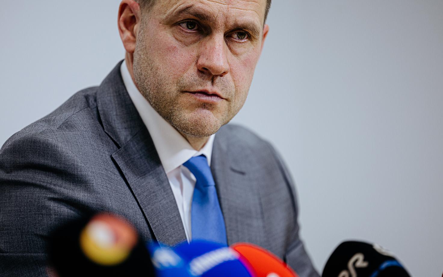 Эльмар Вахер.