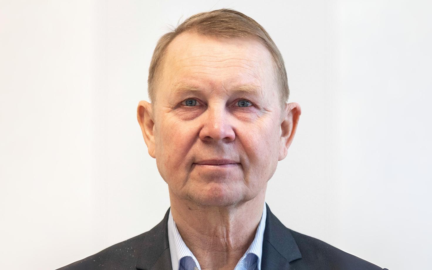 Виктор Трасберг.