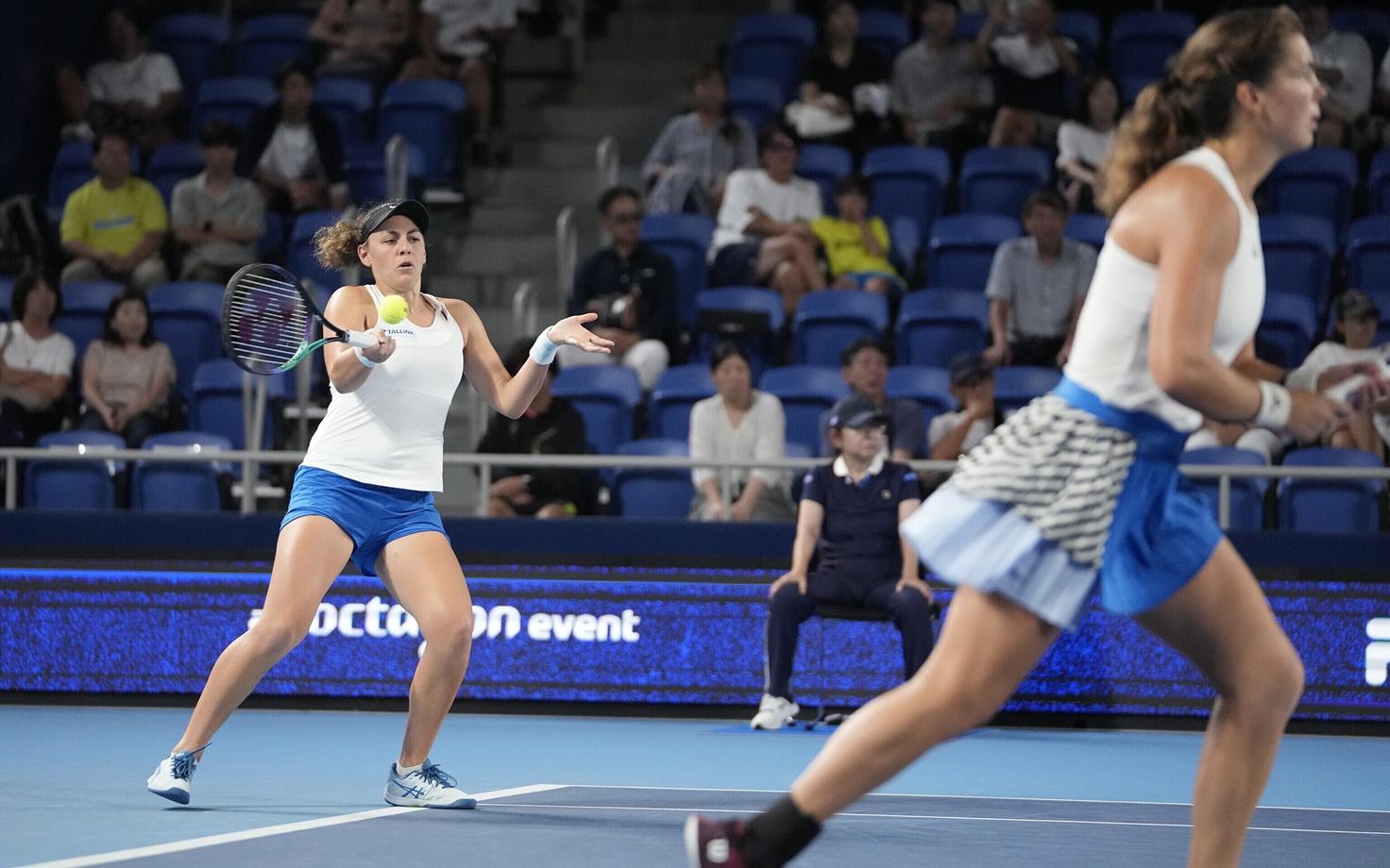 Ингрид Неэль на приеме.