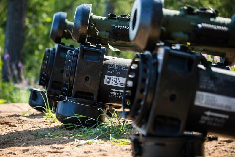 Пусковые установки противотанковых ракет Javelin. Ракеты Javelin, предоставленные Эстонией, были одним из средств, использованных Украиной для отражения первой атаки России в феврале 2022 года.