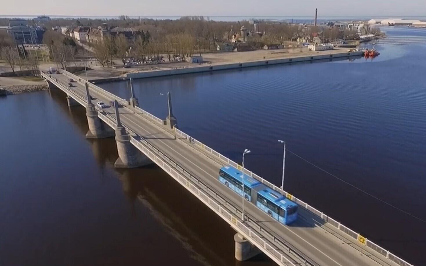 Кесклиннаский мост в Пярну.