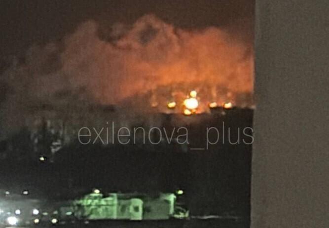 Из-за атаки беспилотников на нефтебазе в Пензе возник пожар.