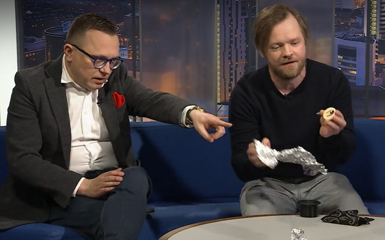 бывший магазинный детектив Антто Террас и актер Отт Сепп.