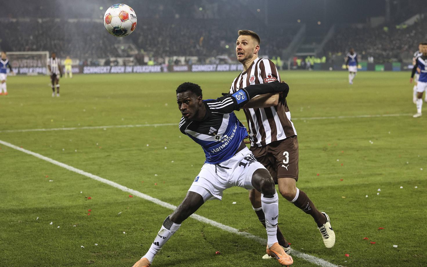 Bakery Jatta (Hamburg) ja Karol Mets (St. Pauli)