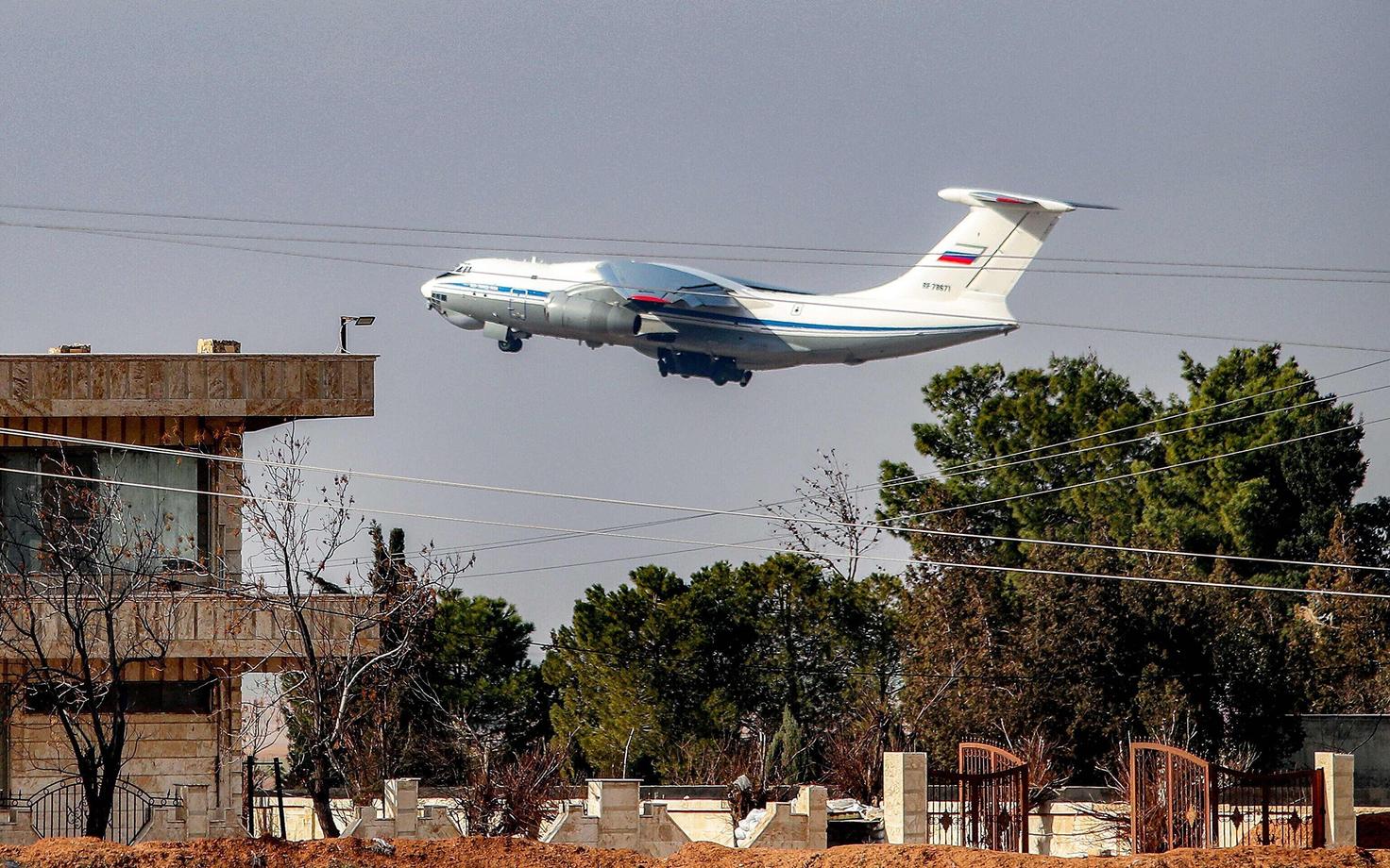 Во вторник российские военные покинули аэродром Эль-Камышлы.