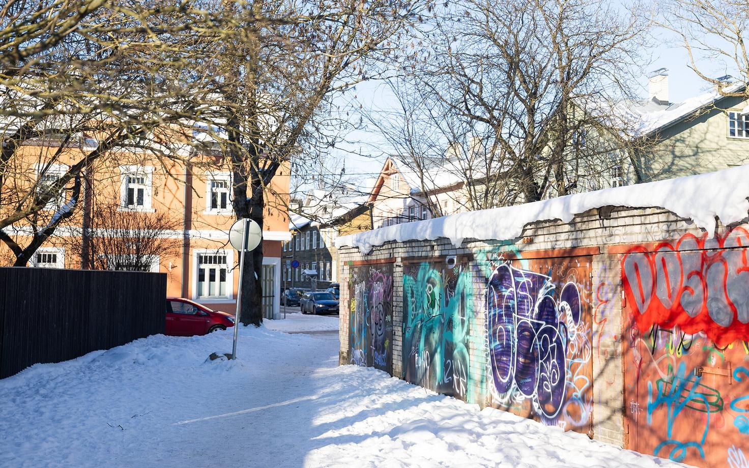 Гаражи на улице Валгевасе.