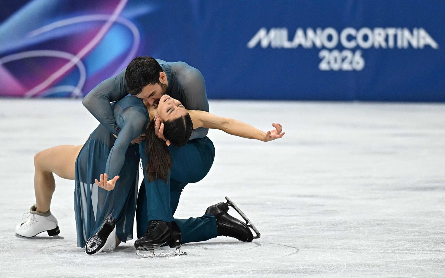 Французский тандем проявил себя.