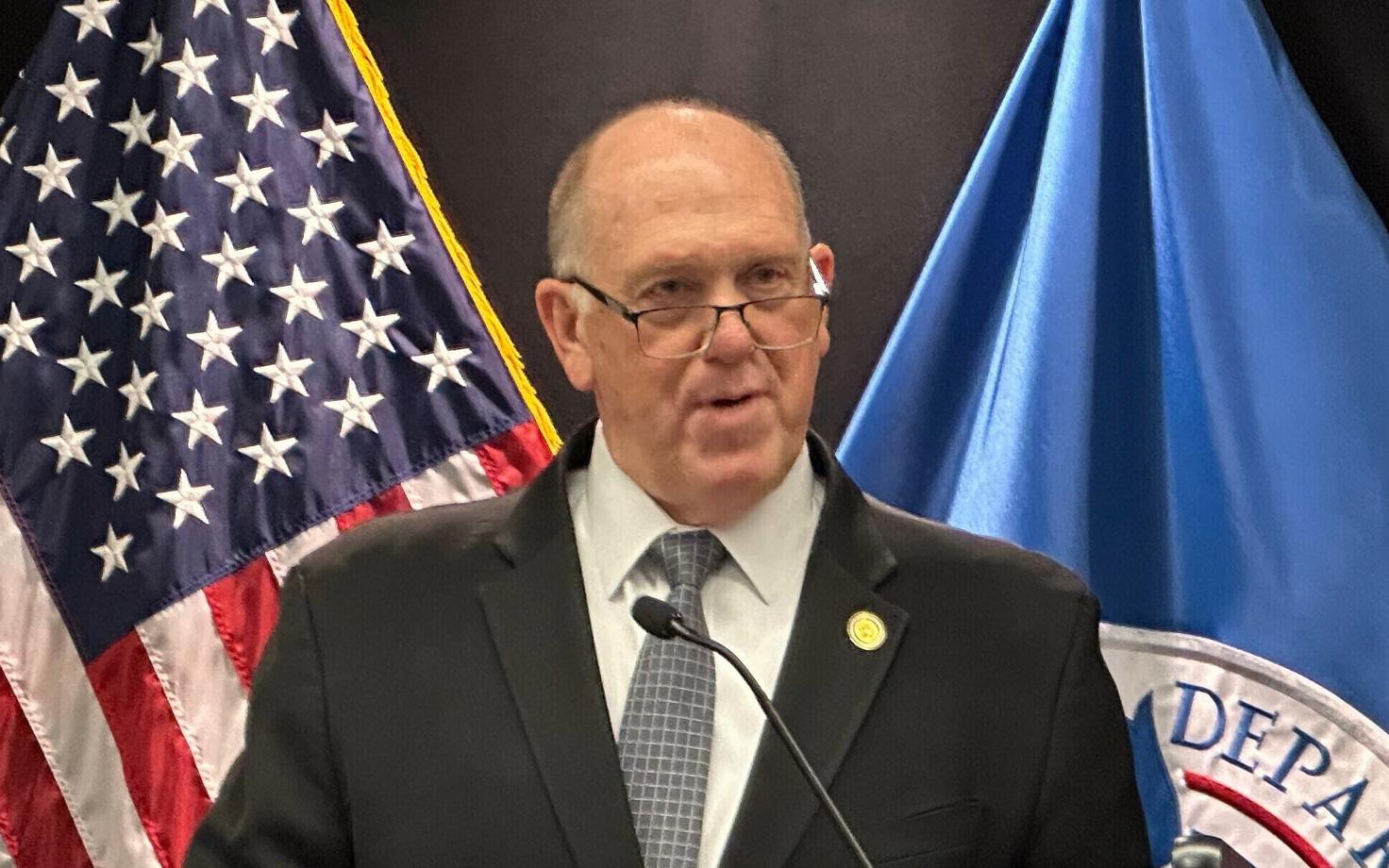 Trumpi administratsioonis niiöelda piiritsaari rolli täitev Tom Homan