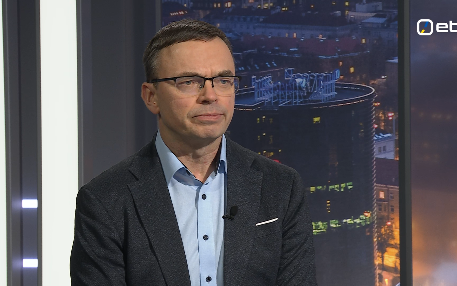 Свен Миксер.