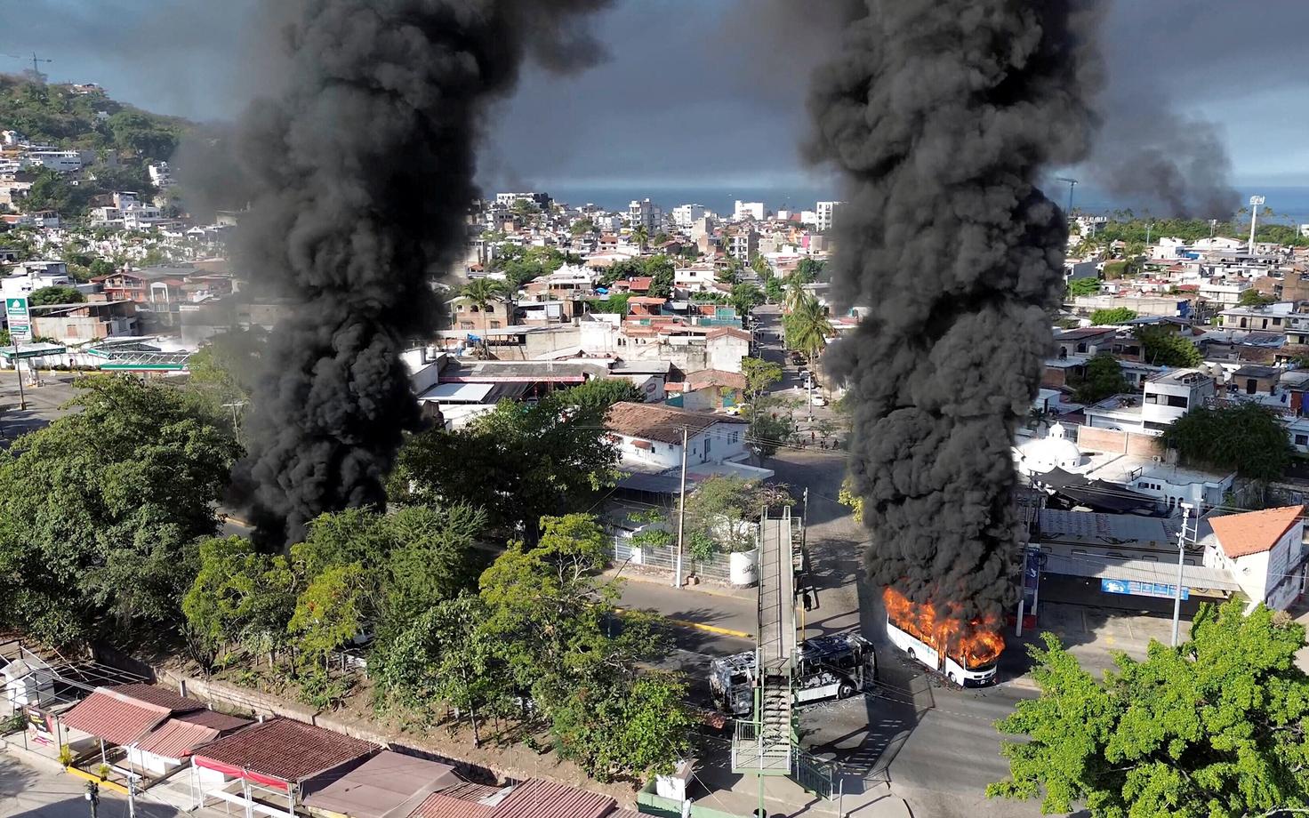 В Мексике начались беспорядки после убийства главы картеля.
