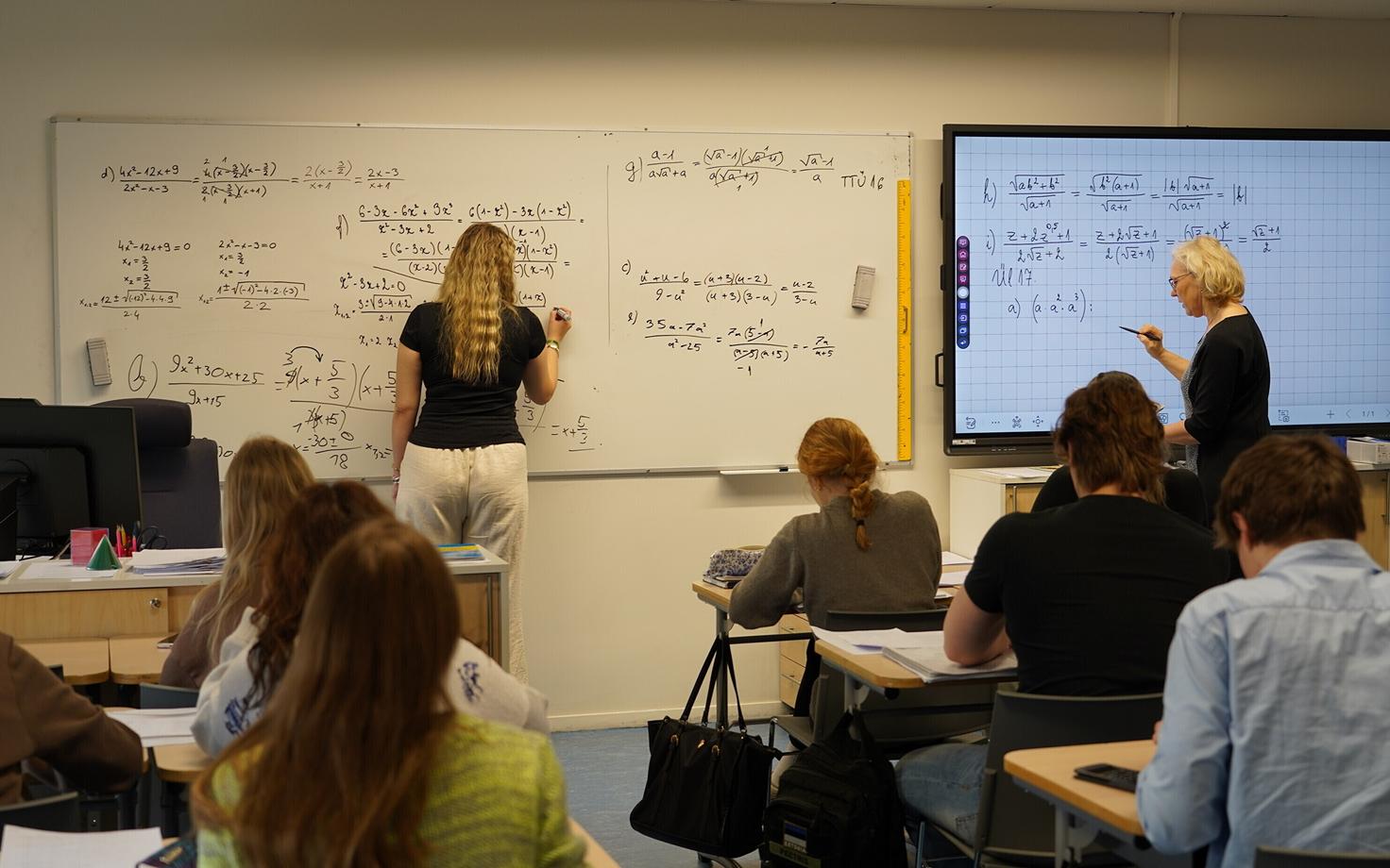 Math class at Pärnu Koidula High School.