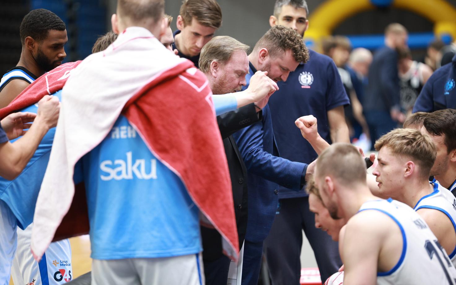 Баскетболисты