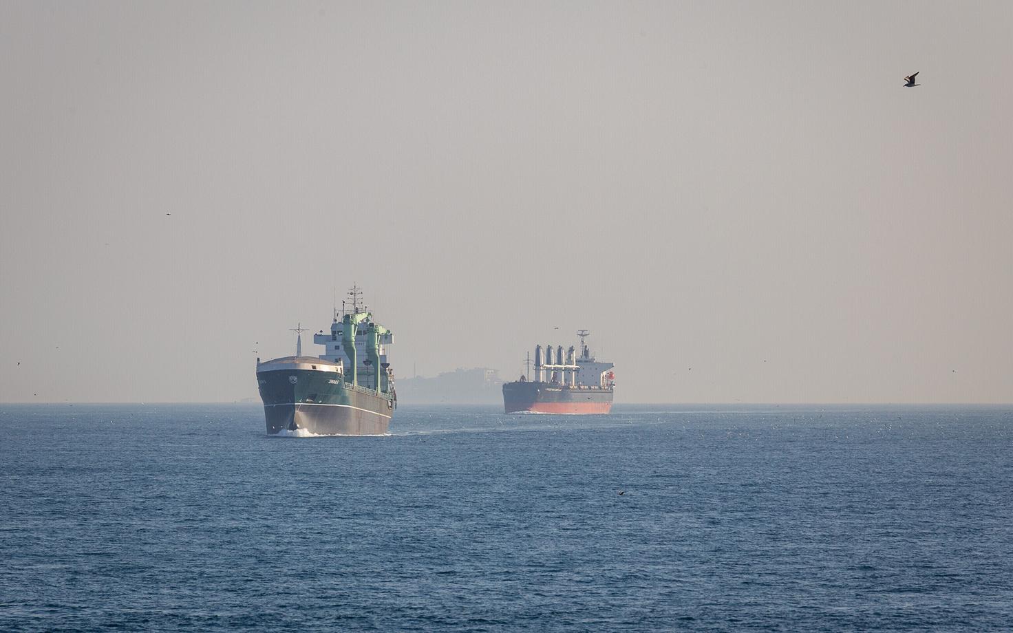 Танкеры в Босфоре. Иллюстративная фотография.