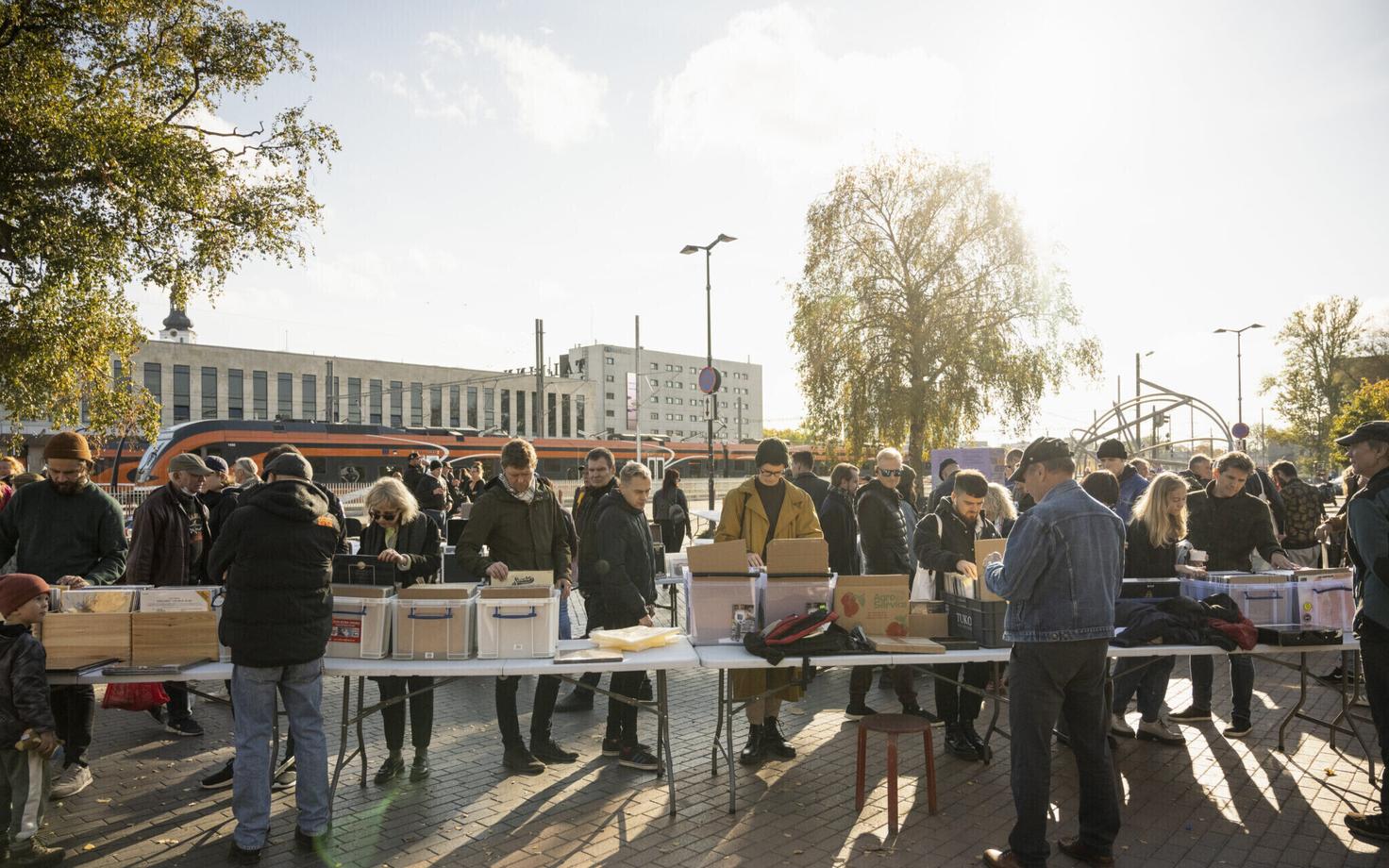 Ярмарка пластинок городского фестиваля TMW.