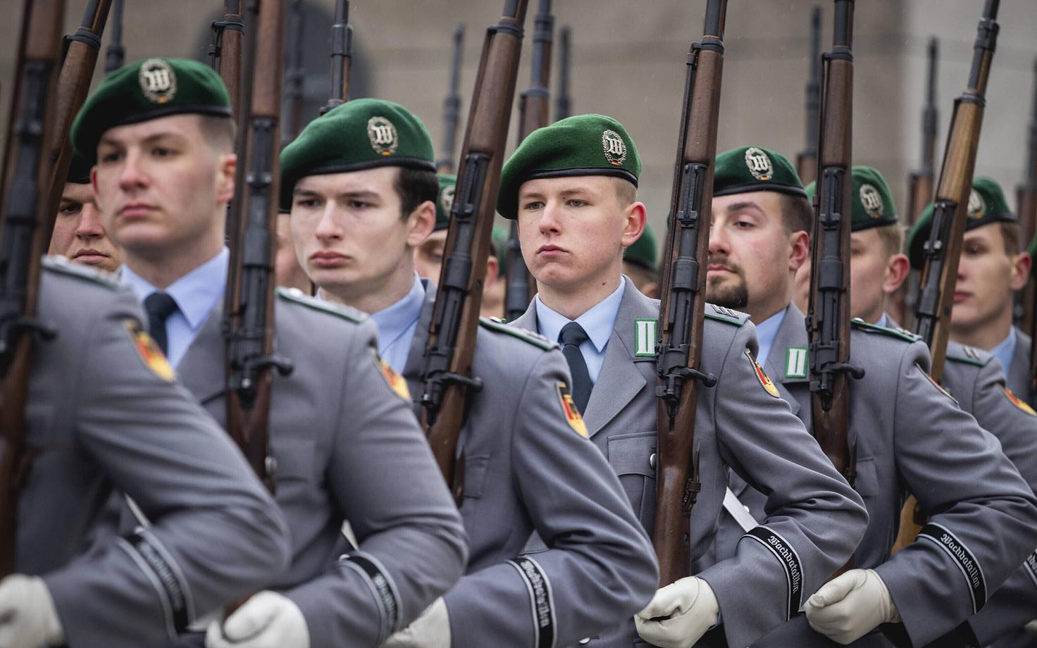 Немецкие солдаты.