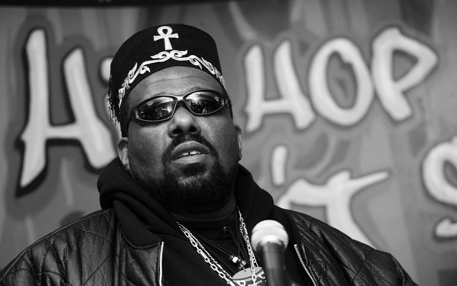 Африка Бамбаата (1957-2026).