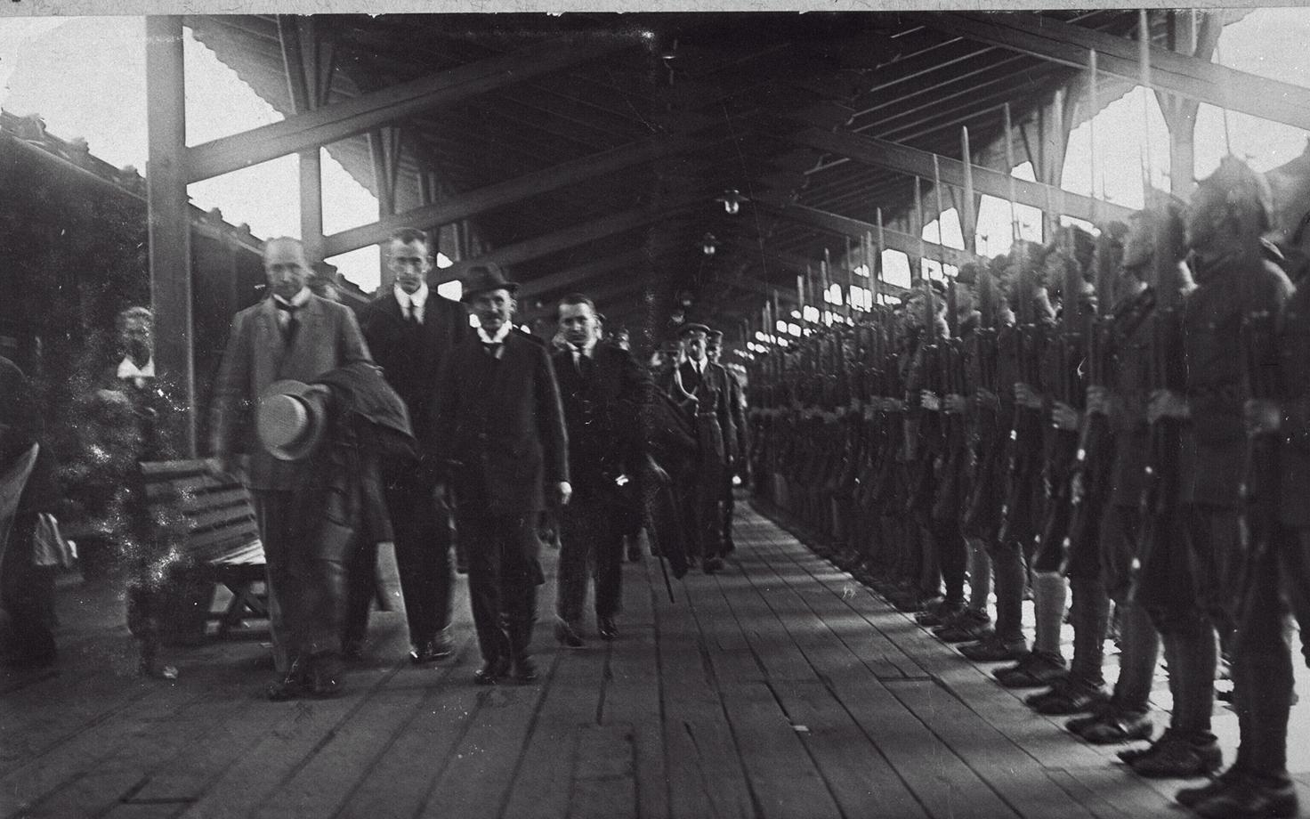 Poola delegatsioon saabub Riiga, et osaleda 1920. aasta augustis Bulduris peetud Balti riikide konverentsil.