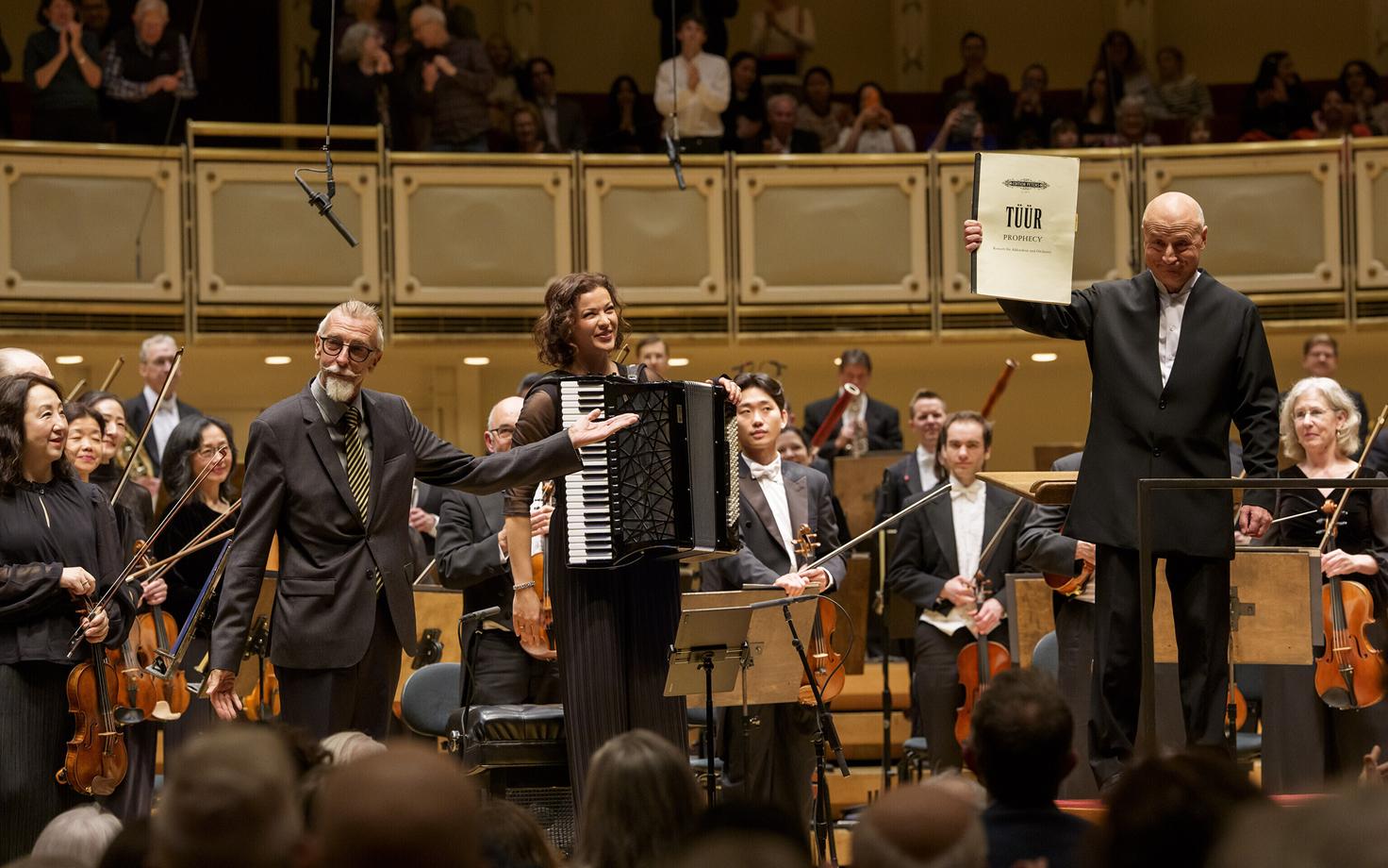 Paavo Järvi ja Erkki-Sven Tüür Chicago sümfooniaorkestri ees