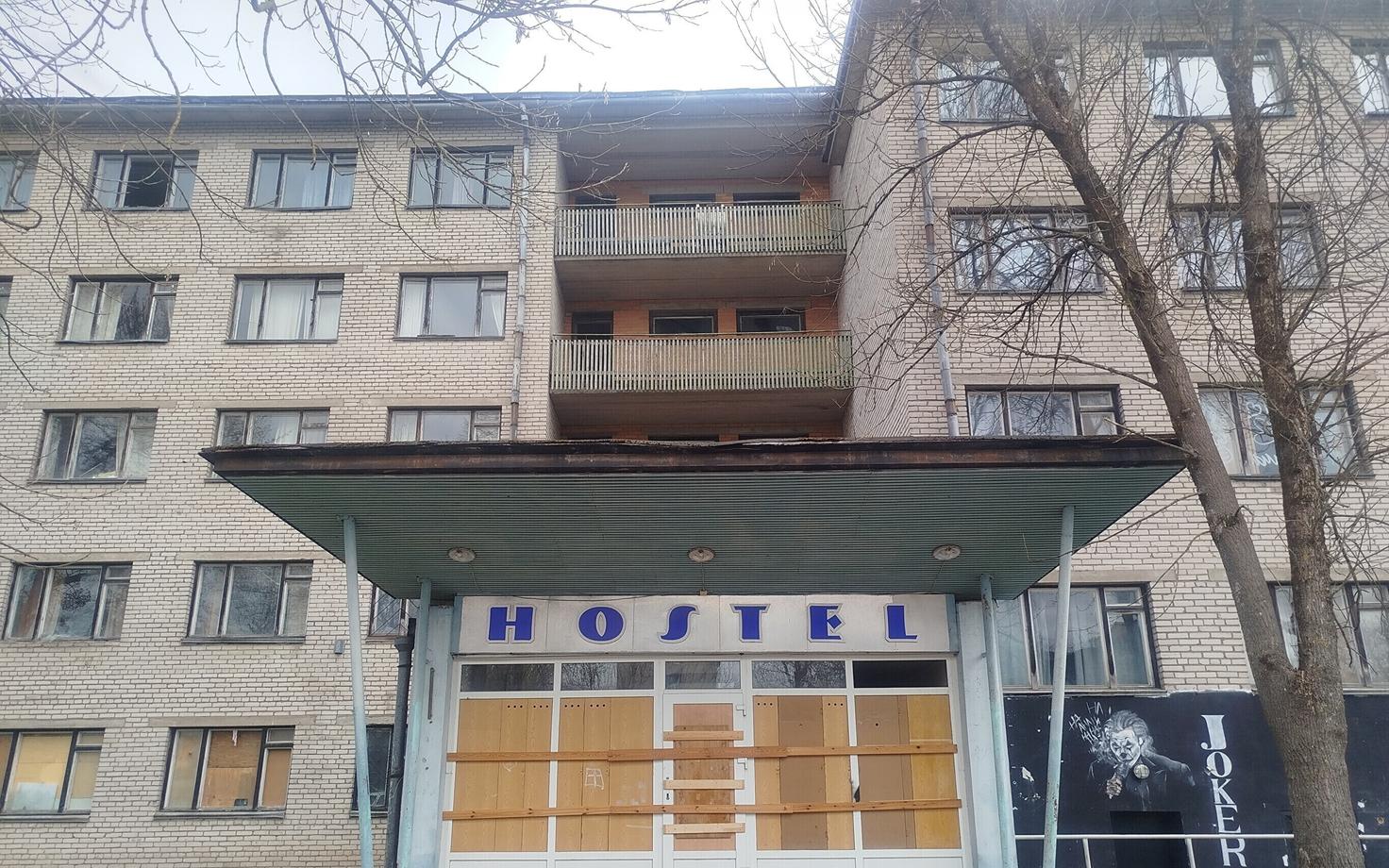 Заброшенное здание в Нарве.